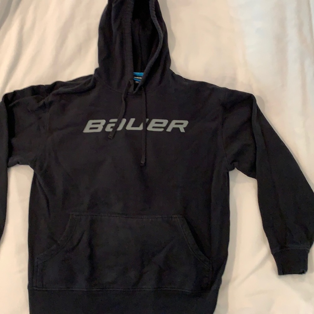 Super comfy Bauer sweater shirt!!